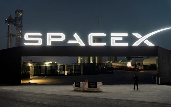 spacex بهترین استارت اپ دهه گذشته در دنیا